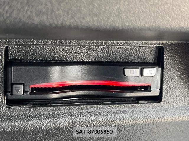 Suzuki JIMNY 2025-06 8074179-6