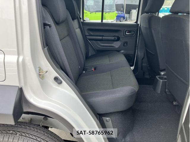 Suzuki JIMNY 2025-06 8099856-13