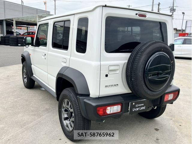 Suzuki JIMNY 2025-06 8099856-2