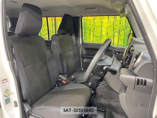 Suzuki JIMNY 2025-07 8099859-7