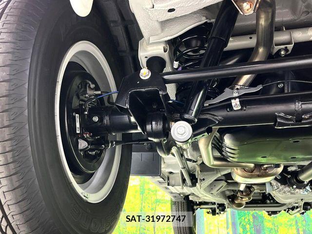 Suzuki JIMNY 2026-07 8130818-19