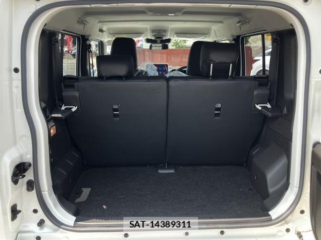 Suzuki JIMNY 2025-11 8145970-21
