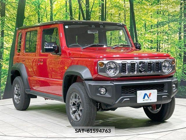 Suzuki JIMNY 2025-04 8208087-15