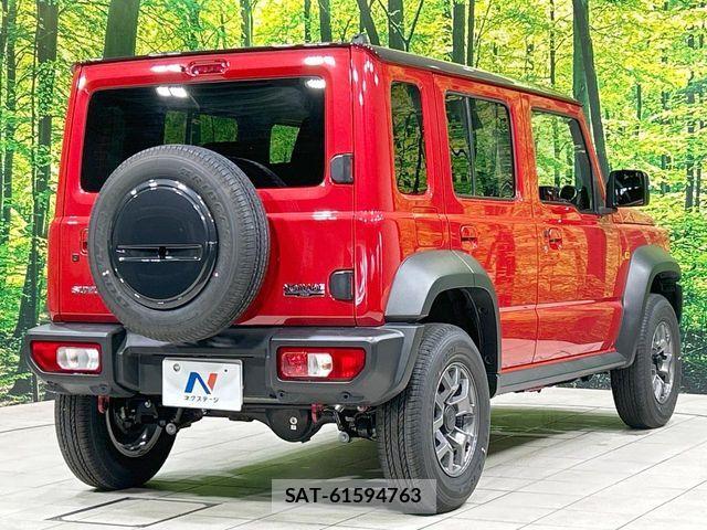 Suzuki JIMNY 2025-04 8208087-16