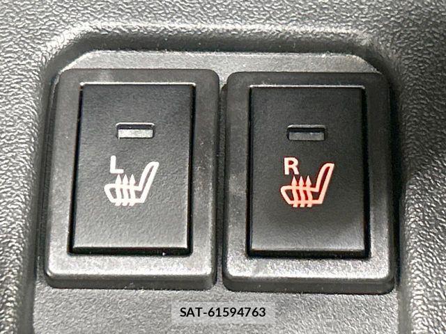 Suzuki JIMNY 2025-04 8208087-4