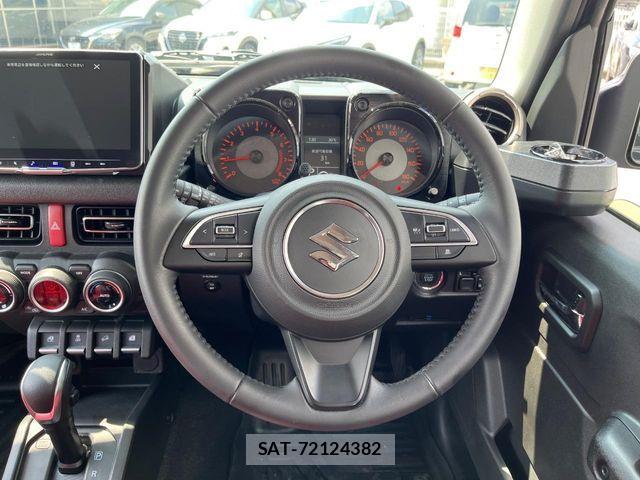 Suzuki JIMNY 2025-09 8208072-10