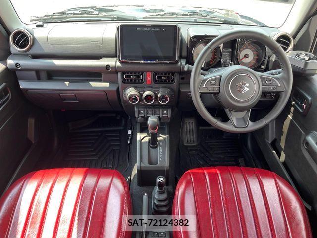 Suzuki JIMNY 2025-09 8208072-1