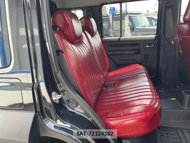 Suzuki JIMNY 2025-09 8208072-8
