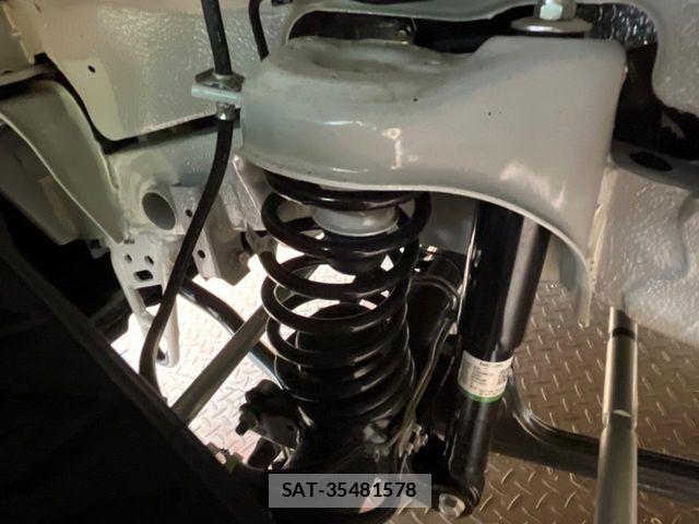 Suzuki JIMNY 2026-02 8208069-19
