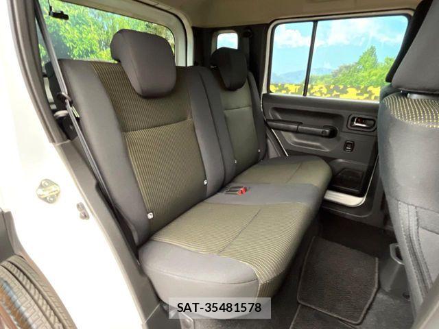 Suzuki JIMNY 2026-02 8208069-8