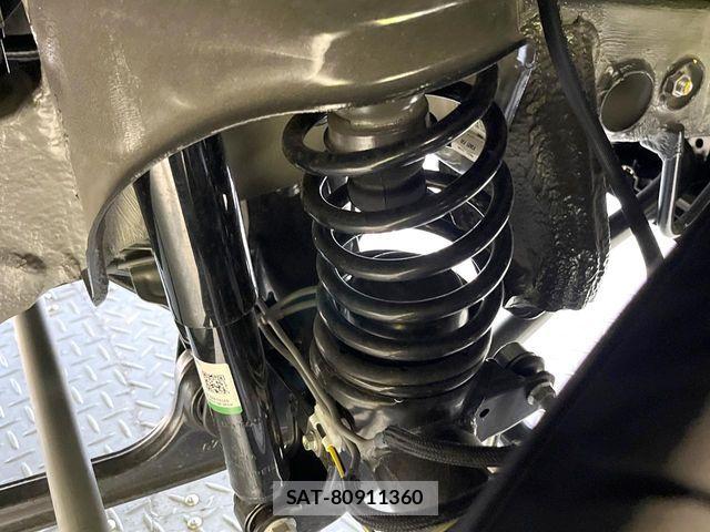 Suzuki JIMNY 2025-09 8208083-17