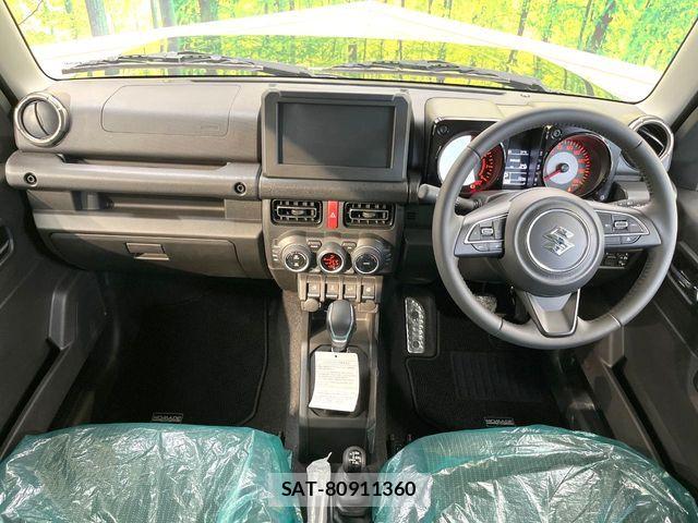 Suzuki JIMNY 2025-09 8208083-1