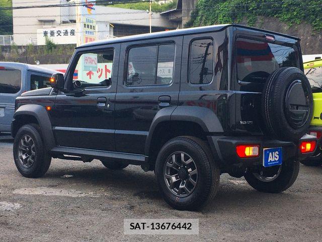 Suzuki JIMNY 2026-07 8208082-12