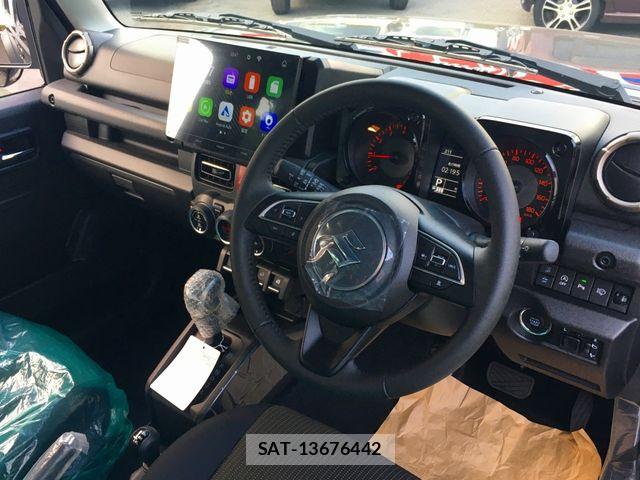 Suzuki JIMNY 2026-07 8208082-18