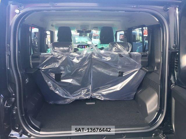 Suzuki JIMNY 2026-07 8208082-25
