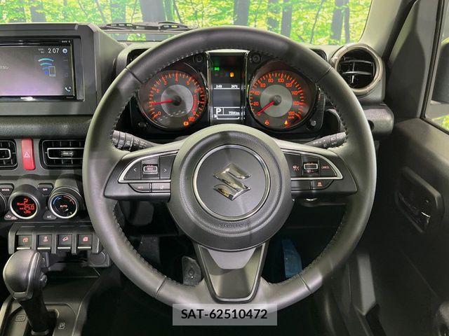 Suzuki JIMNY 2025-06 8208076-12
