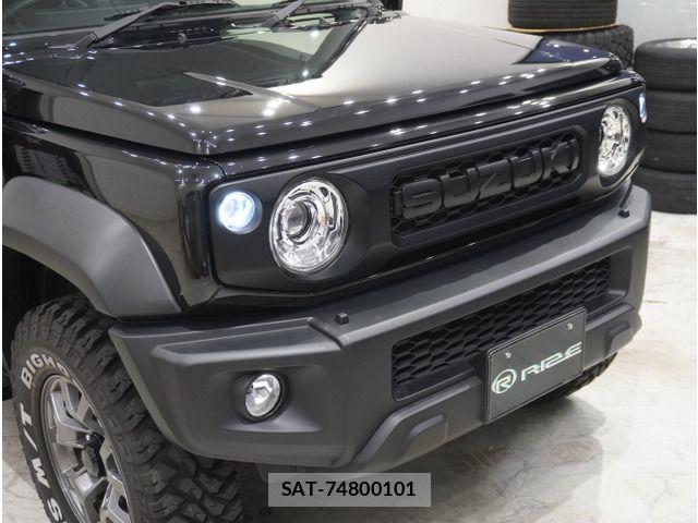 Suzuki JIMNY 2025-07 8208068-18
