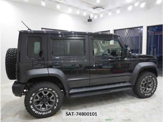 Suzuki JIMNY 2025-07 8208068-2