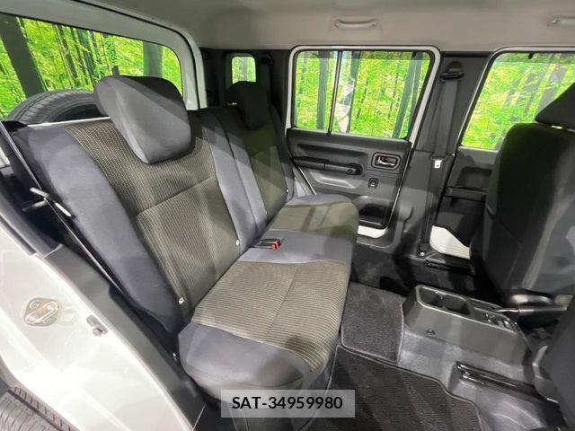 Suzuki JIMNY 2025-09 8208085-9