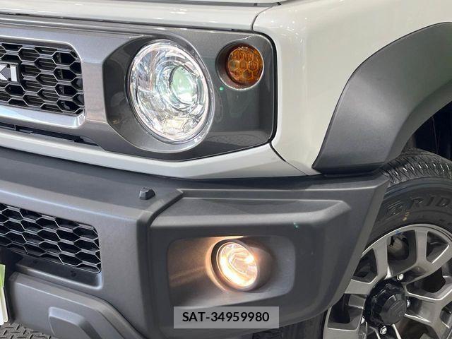 Suzuki JIMNY 2025-09 8208085-12