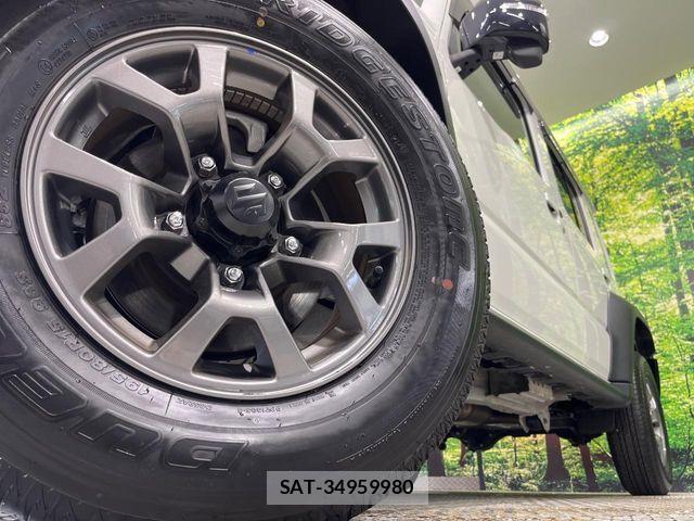 Suzuki JIMNY 2025-09 8208085-13