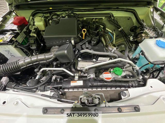 Suzuki JIMNY 2025-09 8208085-18