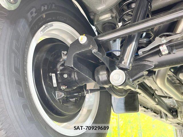 Suzuki JIMNY 2026-06 8208079-19