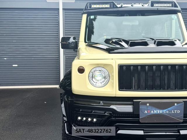 Suzuki JIMNY 2026-03 8208067-1