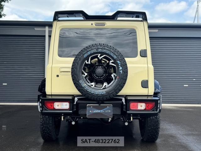 Suzuki JIMNY 2026-03 8208067-8