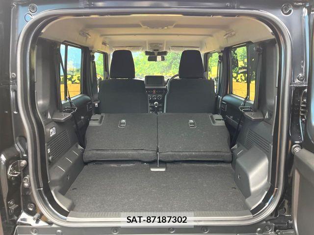 Suzuki JIMNY 2026-06 8208075-10