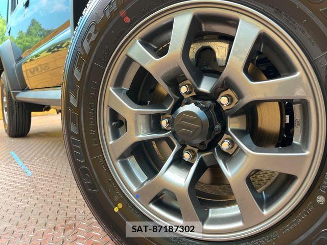 Suzuki JIMNY 2026-06 8208075-13