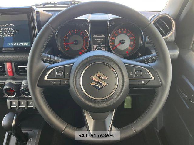 Suzuki JIMNY 2026-07 8208070-11