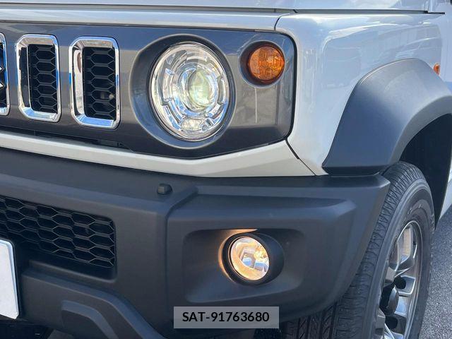 Suzuki JIMNY 2026-07 8208070-12