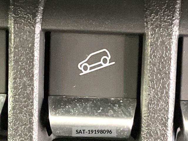 Suzuki JIMNY 2026-01 8208086-5