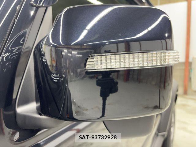 Suzuki JIMNY 2026-03 8245552-13