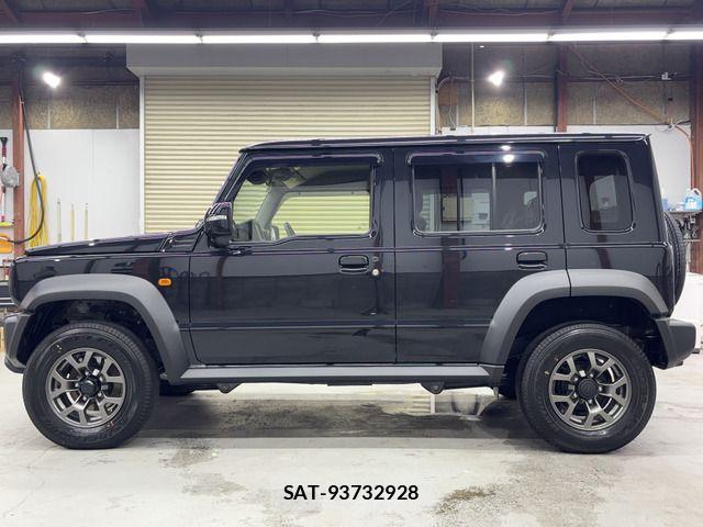 Suzuki JIMNY 2026-03 8245552-3