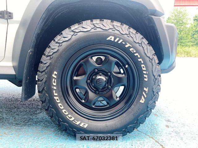 Suzuki JIMNY 2025-05 8314969-17