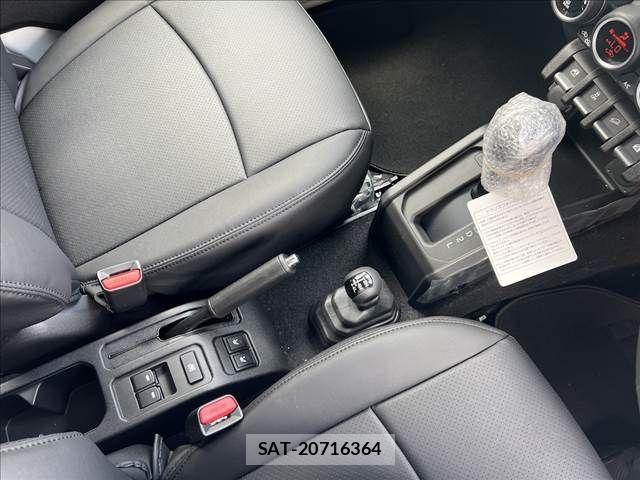 Suzuki JIMNY 2026-06 8314966-15