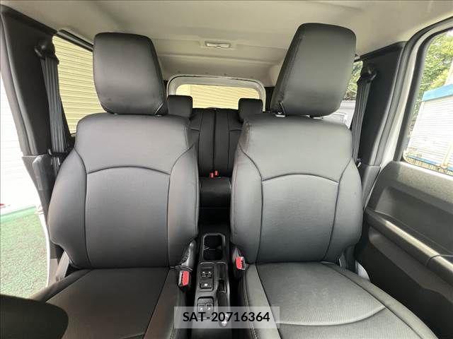 Suzuki JIMNY 2026-06 8314966-21