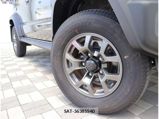 Suzuki JIMNY 2025-06 8314968-25