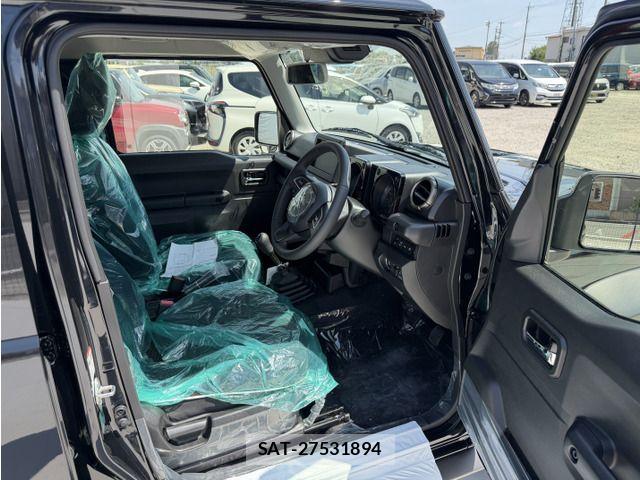 Suzuki JIMNY 2026-06 8336366-10