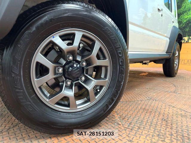 Suzuki JIMNY 2025-12 8336356-12