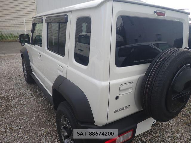 Suzuki JIMNY 2026-07 8366498-3