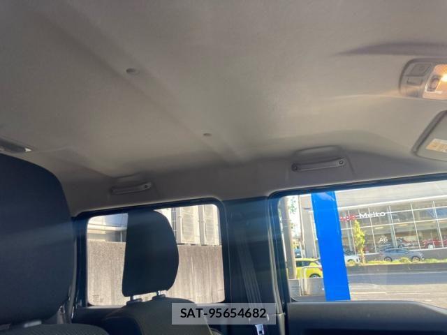 Suzuki JIMNY 2026-03 8366506-11