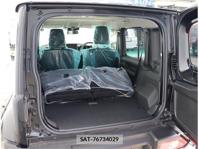 Suzuki JIMNY 2025-11 8413036-7