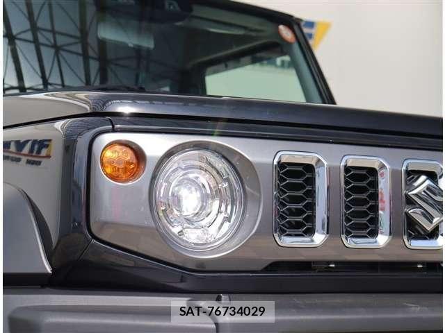 Suzuki JIMNY 2025-11 8413036-26