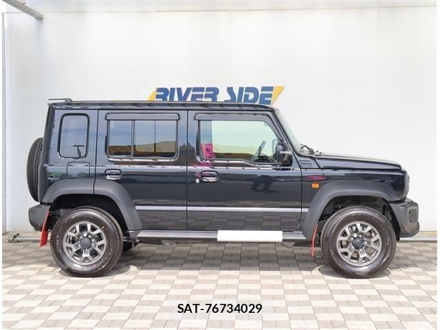 Suzuki JIMNY 2025-11 8413036-3