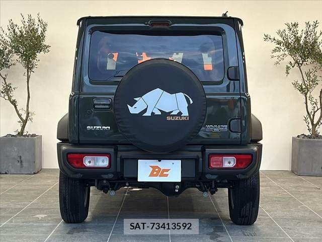 Suzuki JIMNY 2025-04 8413038-13