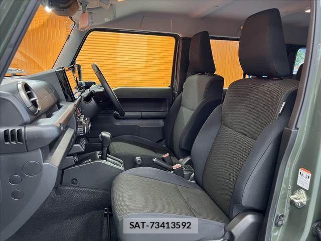 Suzuki JIMNY 2025-04 8413038-16