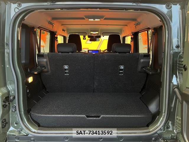 Suzuki JIMNY 2025-04 8413038-19